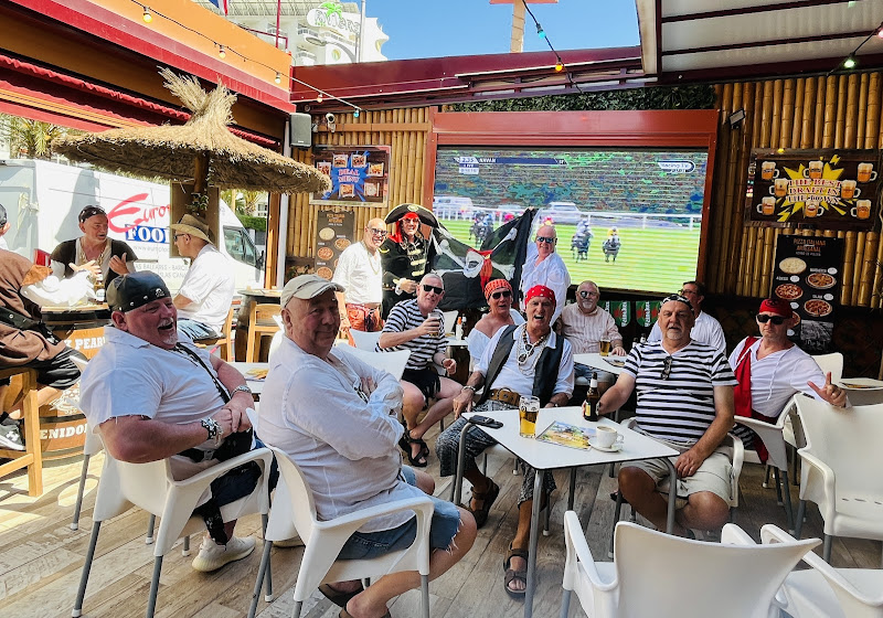 Black Pearl - Sports bar in Benidorm