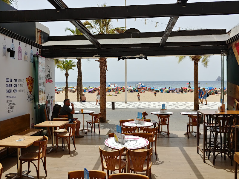 Bulldog Beach Benidorm - Bar in Benidorm