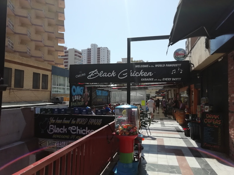 The World Famous Black Chicken - Karaoke bar in Benidorm