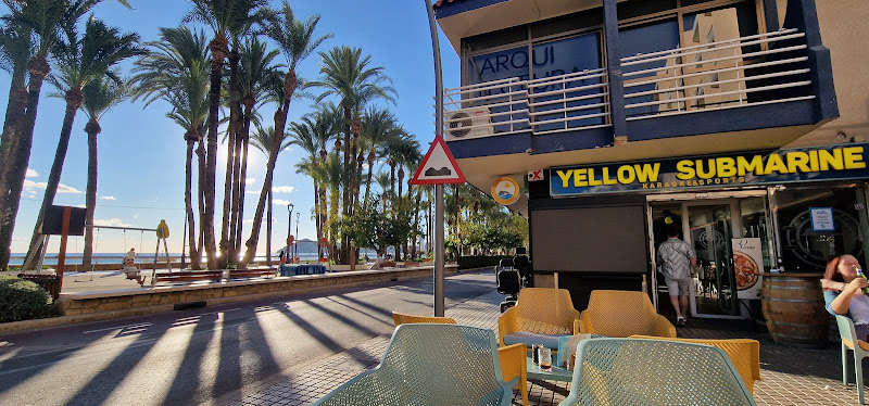 Yellow Submarine Benidorm - Karaoke bar in Benidorm
