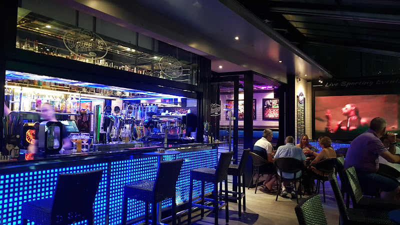Winners Sports And Music Bar - Bar in Benidorm